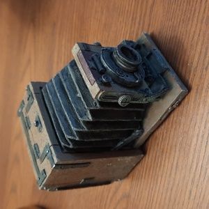 VTG Popular Imports Bellows Camera Figure